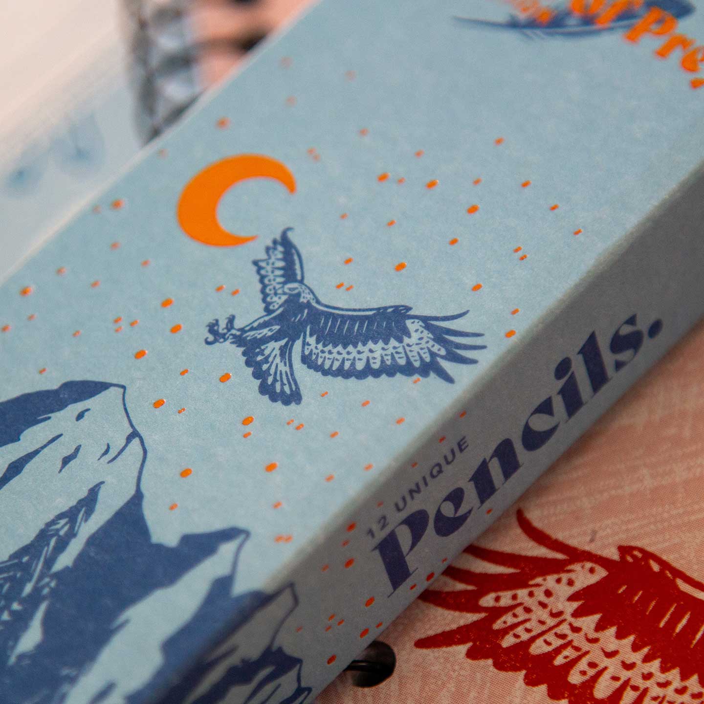 Birds of Prey Gift Set: Three Notebooks & a Dozen Pencils - Image 6